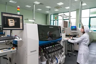 Semiconductor Quarterly Revenue Surpasses $200 Billion